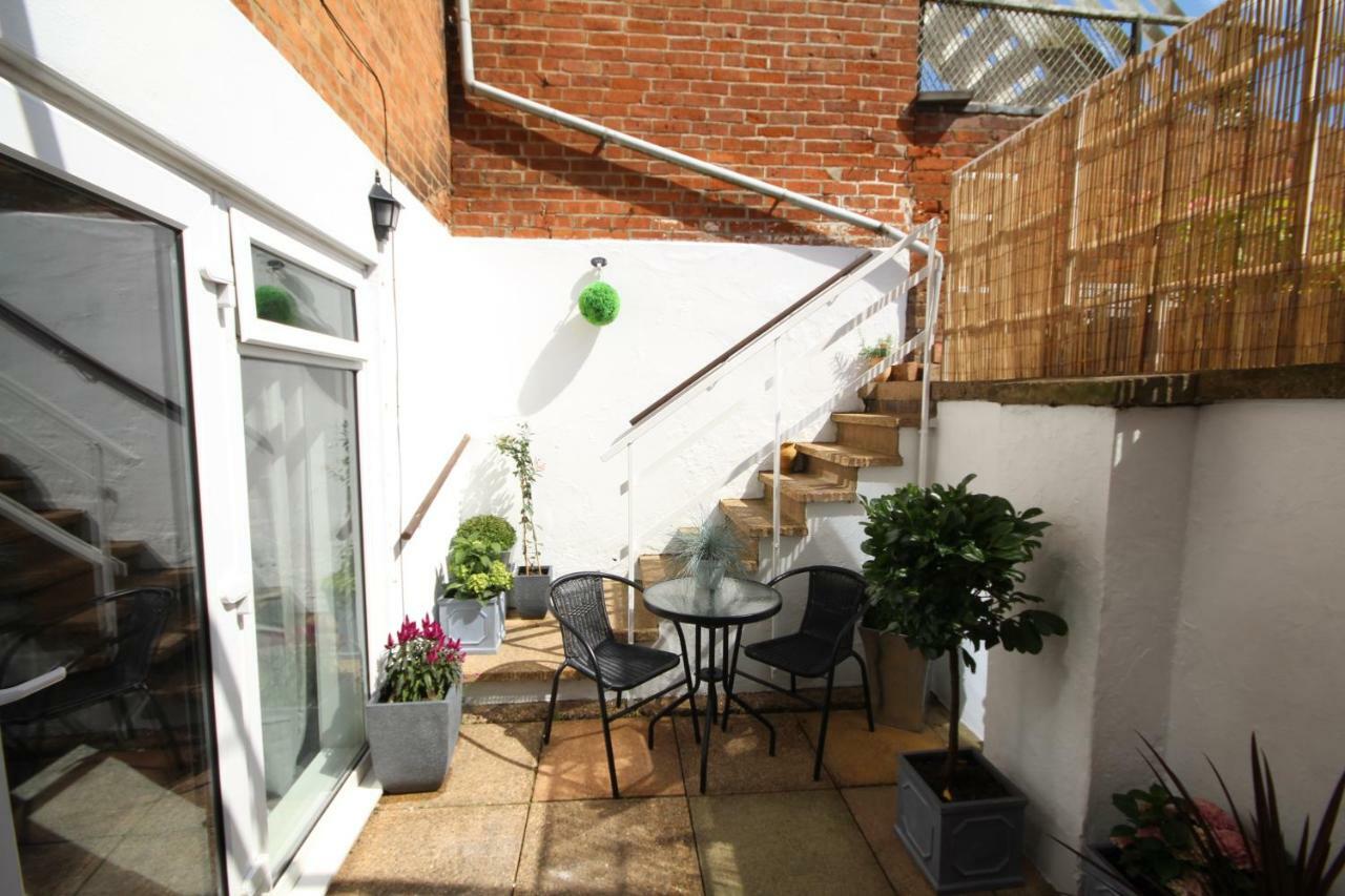 The Courtyard Apartment Leamington Spa Eksteriør billede